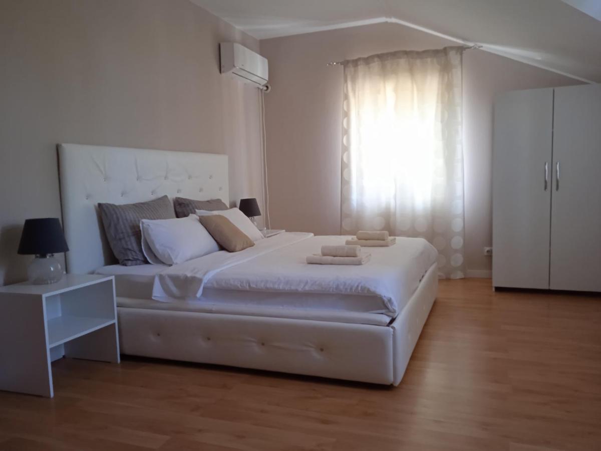 סקופיה Home Away From Home מראה חיצוני תמונה